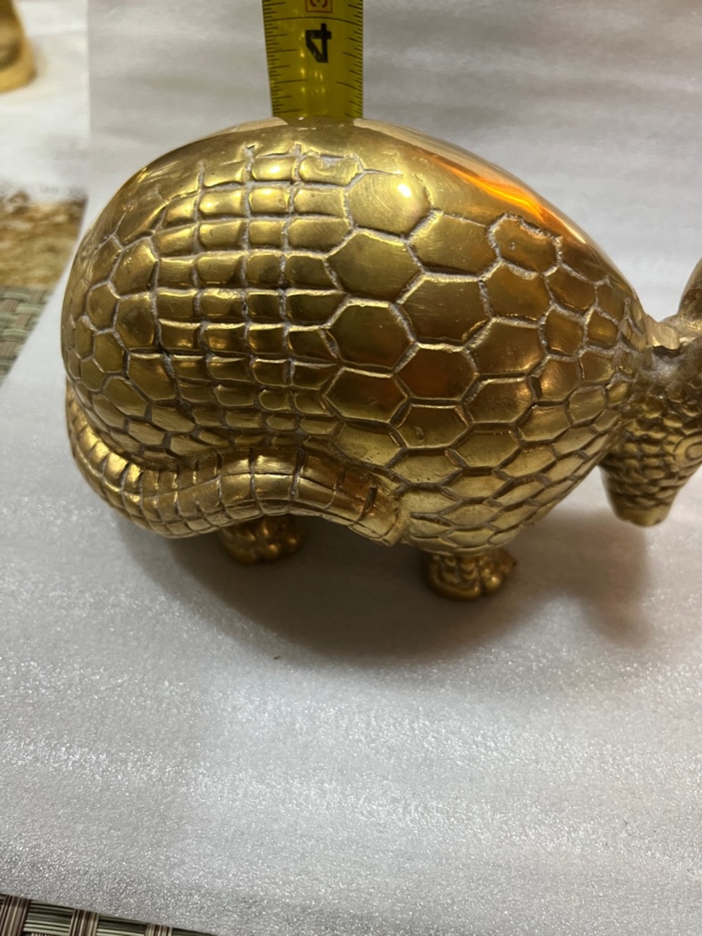 Brass Armadillo Figurine 2.5 lbs - Picture 7 of 7